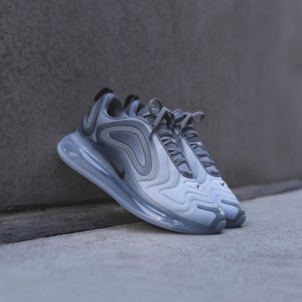 Size 6.5 - Nike Air Max 720 Cool Grey W